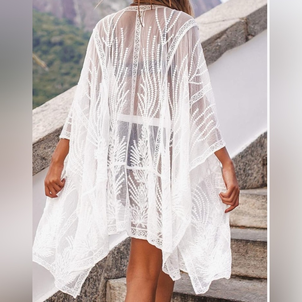 CUPSHE Women's White Sheer Embroidery Kimono Long Sleeves Cover Up